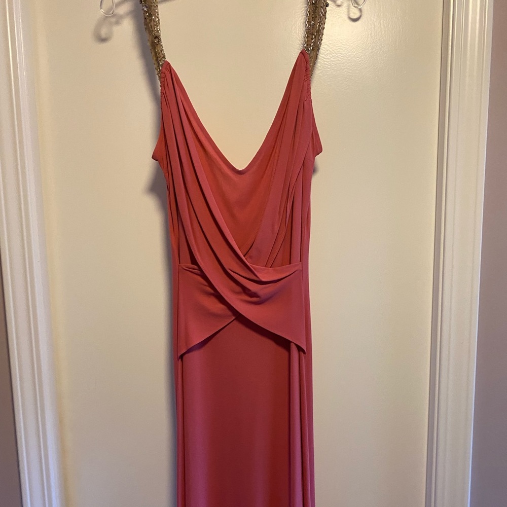 Gorgeous evening/cocktail dress. 100% silk and very flattering